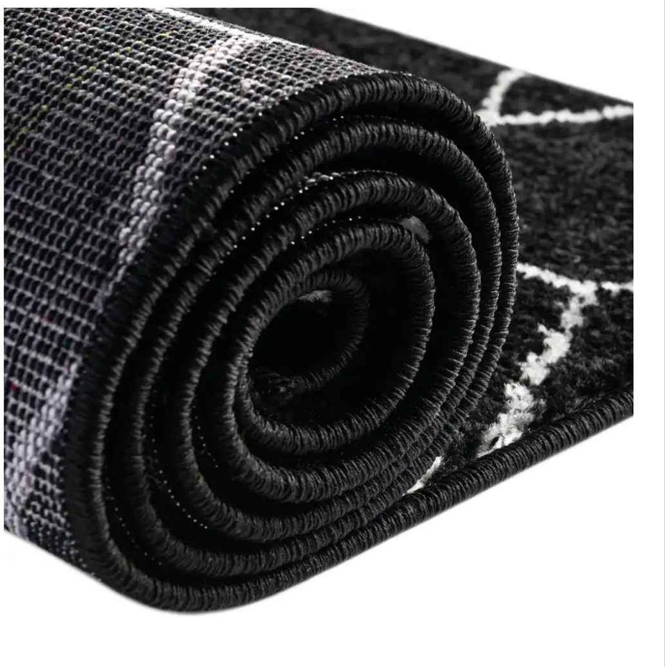 Black and White Geometric Runner Rug | 2.0' x 8.8'