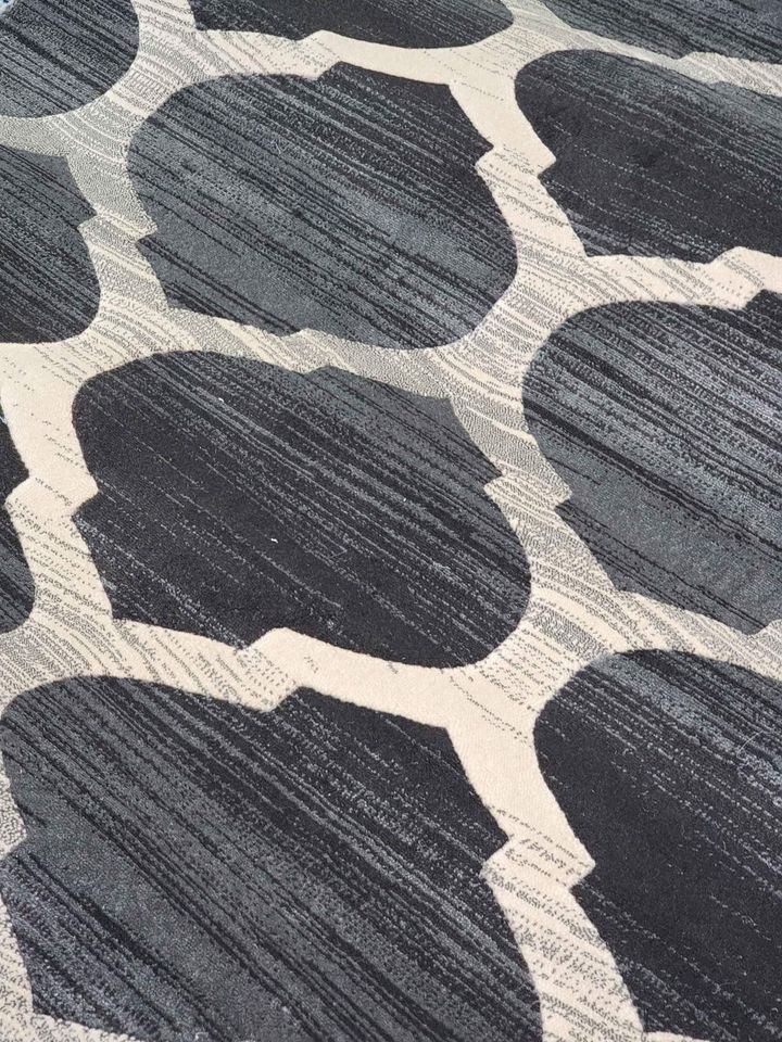 High Dense Plushy Grey Area rug 5x7 Grey Ivory Beige Trellis Area Rug