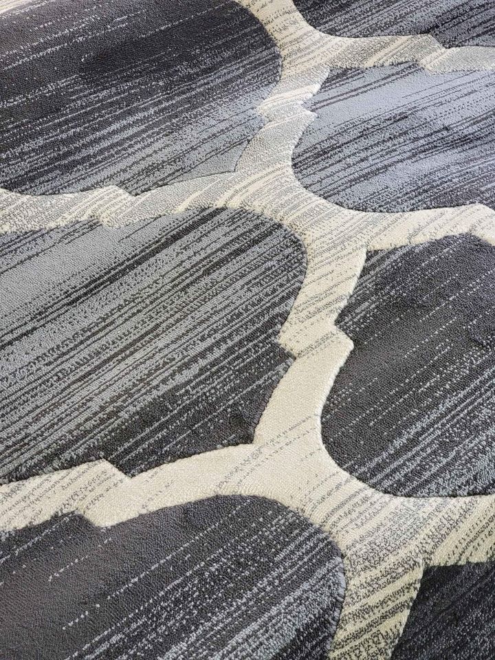 High Dense Plushy Grey Area rug 5x7 Grey Ivory Beige Trellis Area Rug