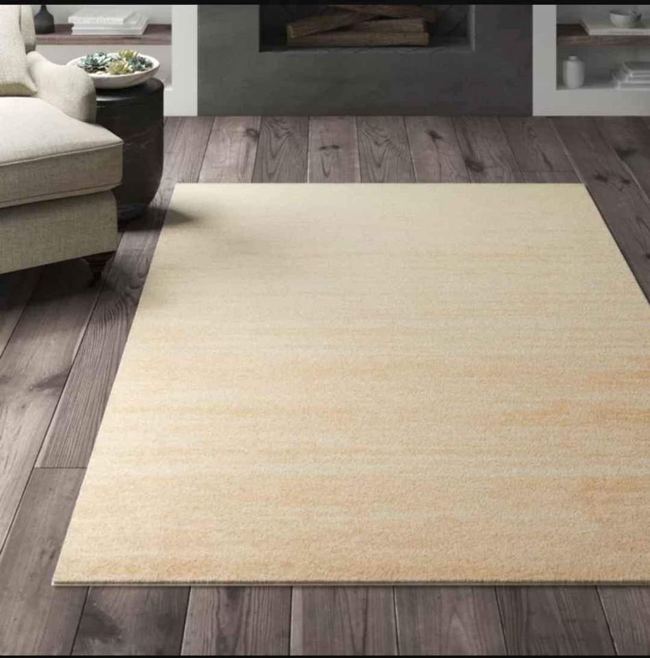 Gold 8x10 Cream Ivory Area Rug