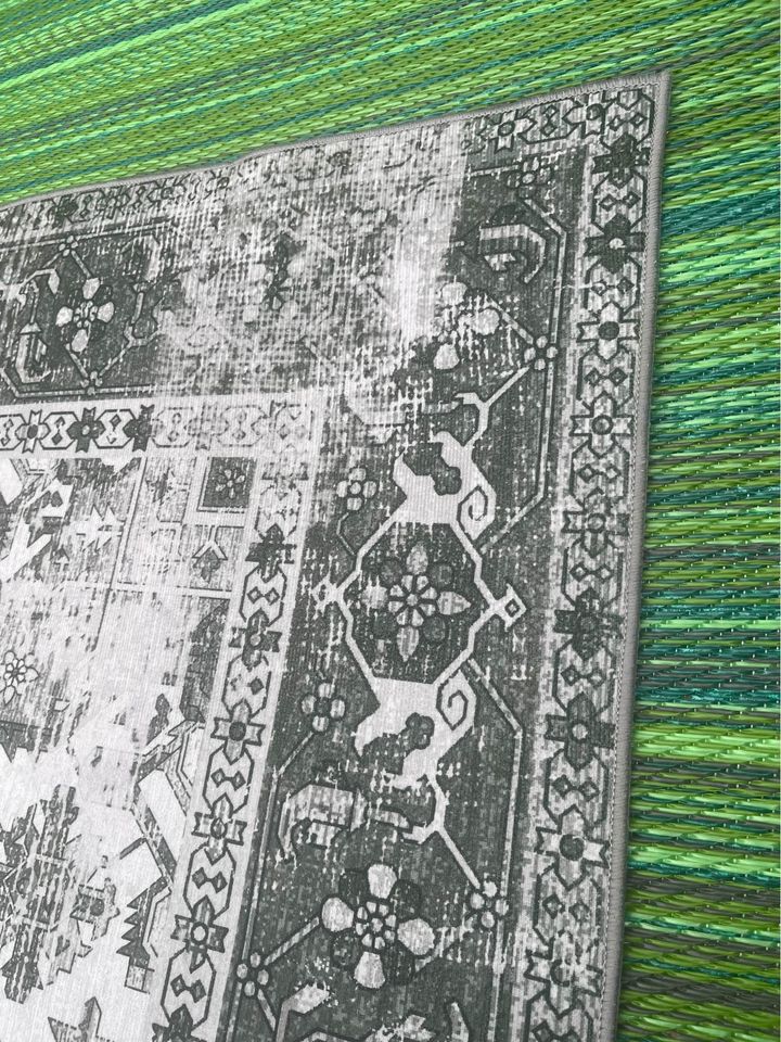 Green and Grey Rug 6x6ft Square Carpet
