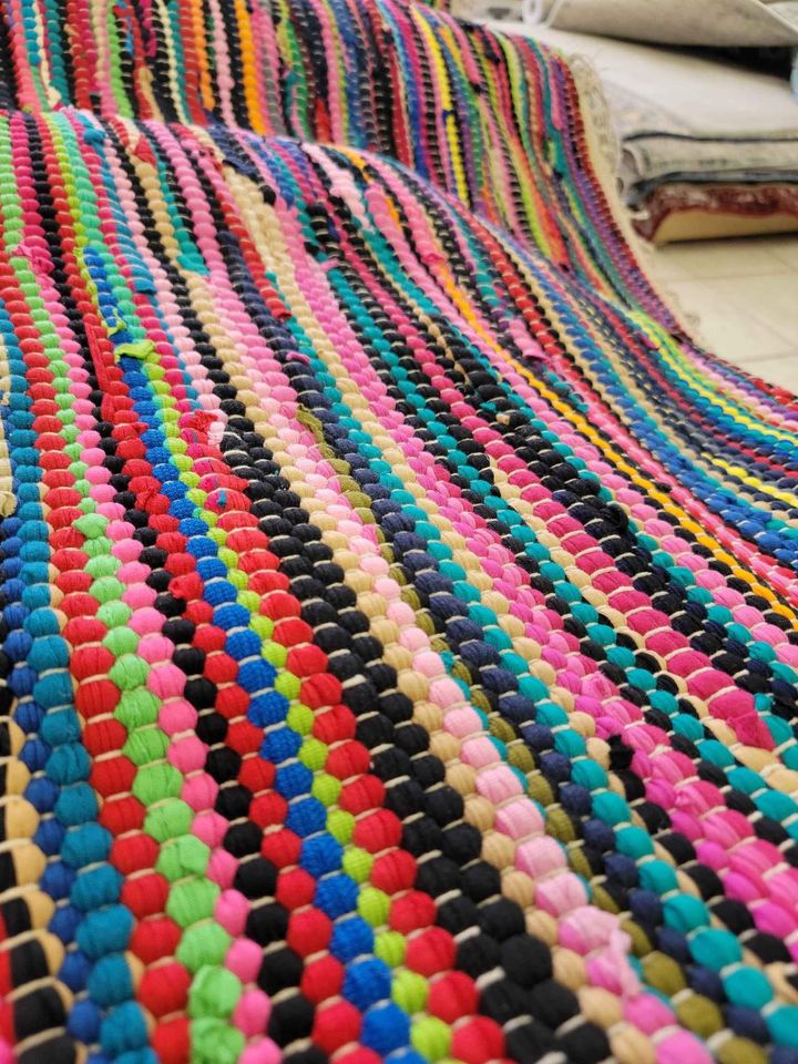 premium Area rug 6x9 ft Multicolor Handmade Cotton Area Rug