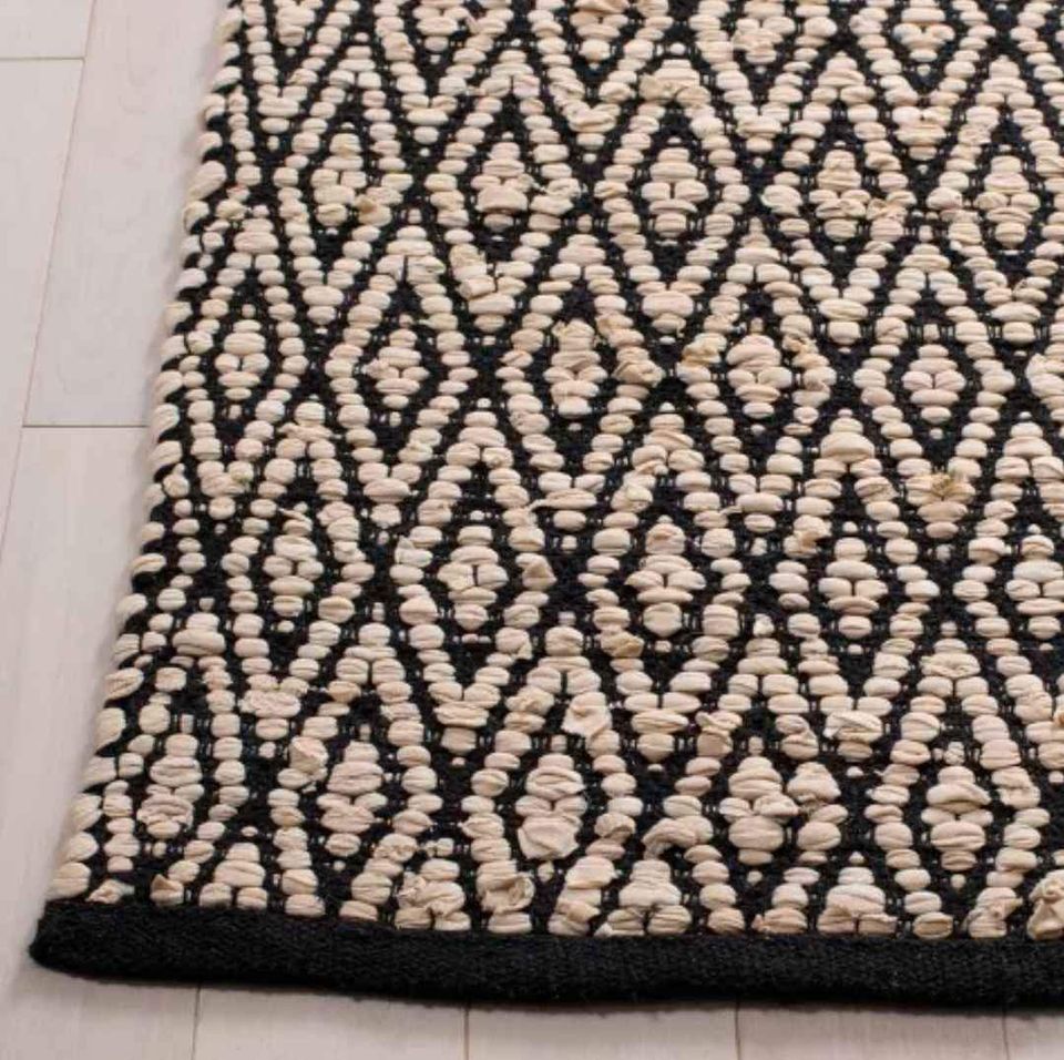 Polyester And Cotton Pile Rug | 8' x 10'