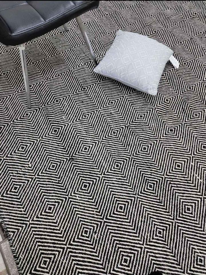 Premium Black Grey Geometric Wool Area Rug |  9' x 12'
