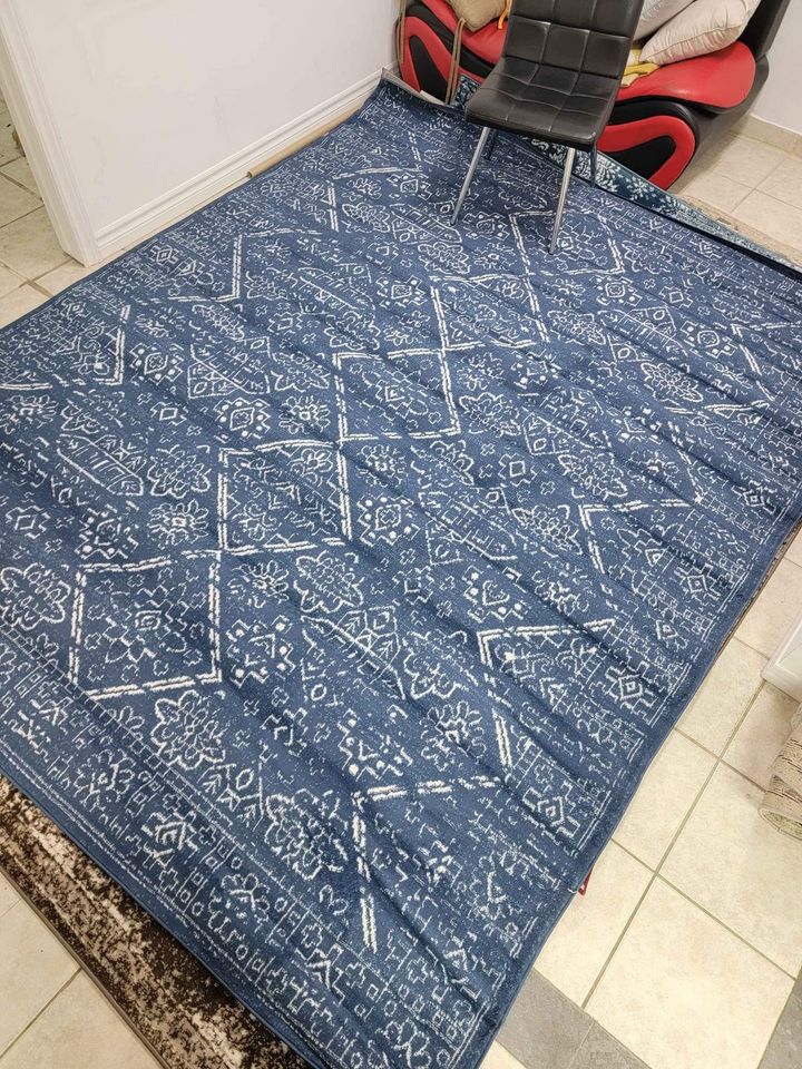 Blue Ivory Geometric Area Rug 8x10 Low pile Area rug