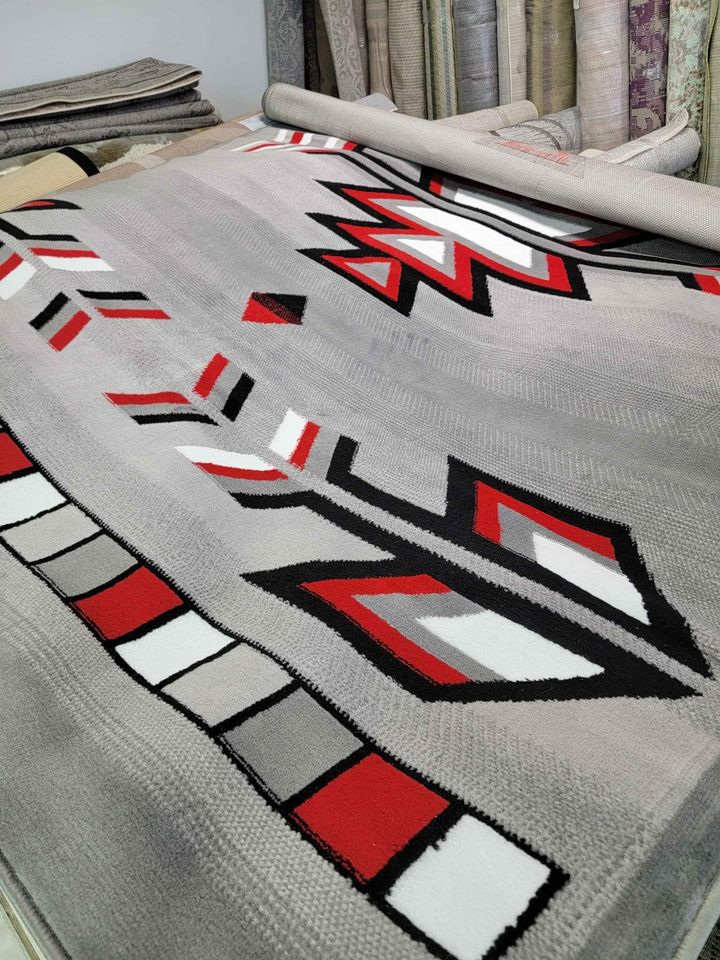 Geometric Area Rug 7'8 x 10'7 ft Grey Red Black