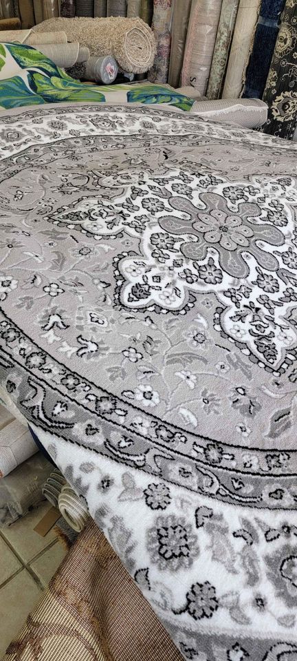 Grey Ivory Traditional Round Area Rug 8x8 ft