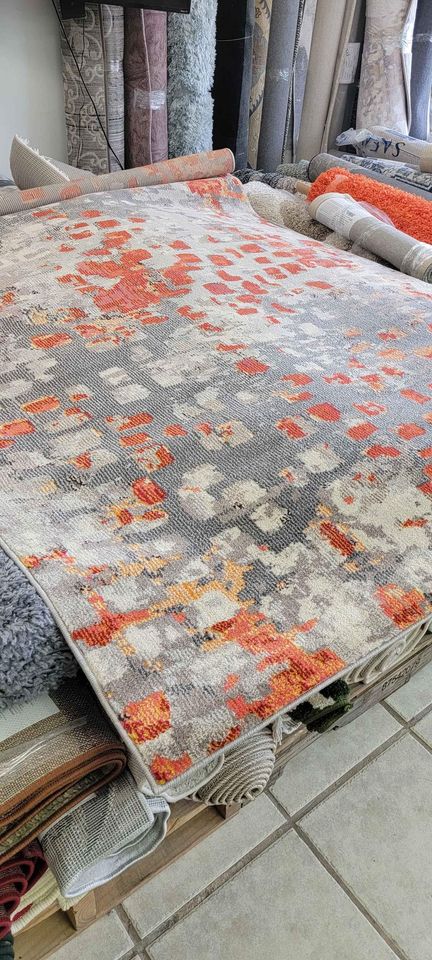 Abstract Area Rug Grey Orange Carpet | 5.7' x 7.6'