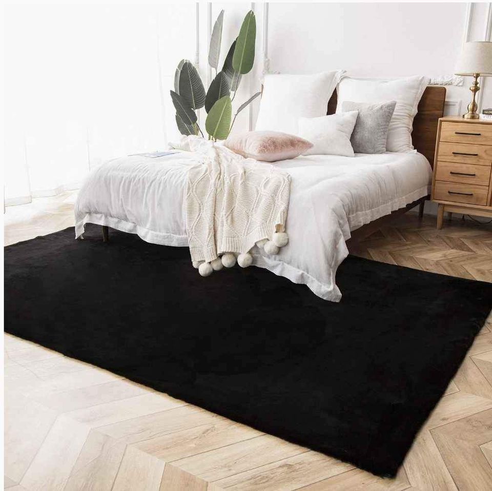 Jet Black Rabbit Fur Area Rug 6'7x9'6 ft Fluffy Shag Rug