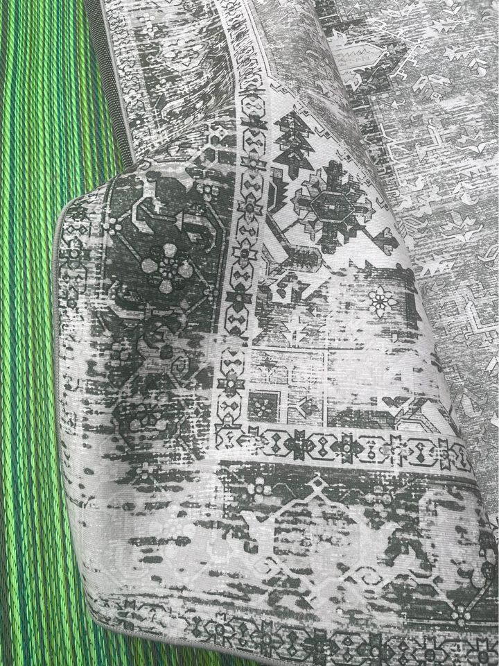Green and Grey Rug 6x6ft Square Carpet